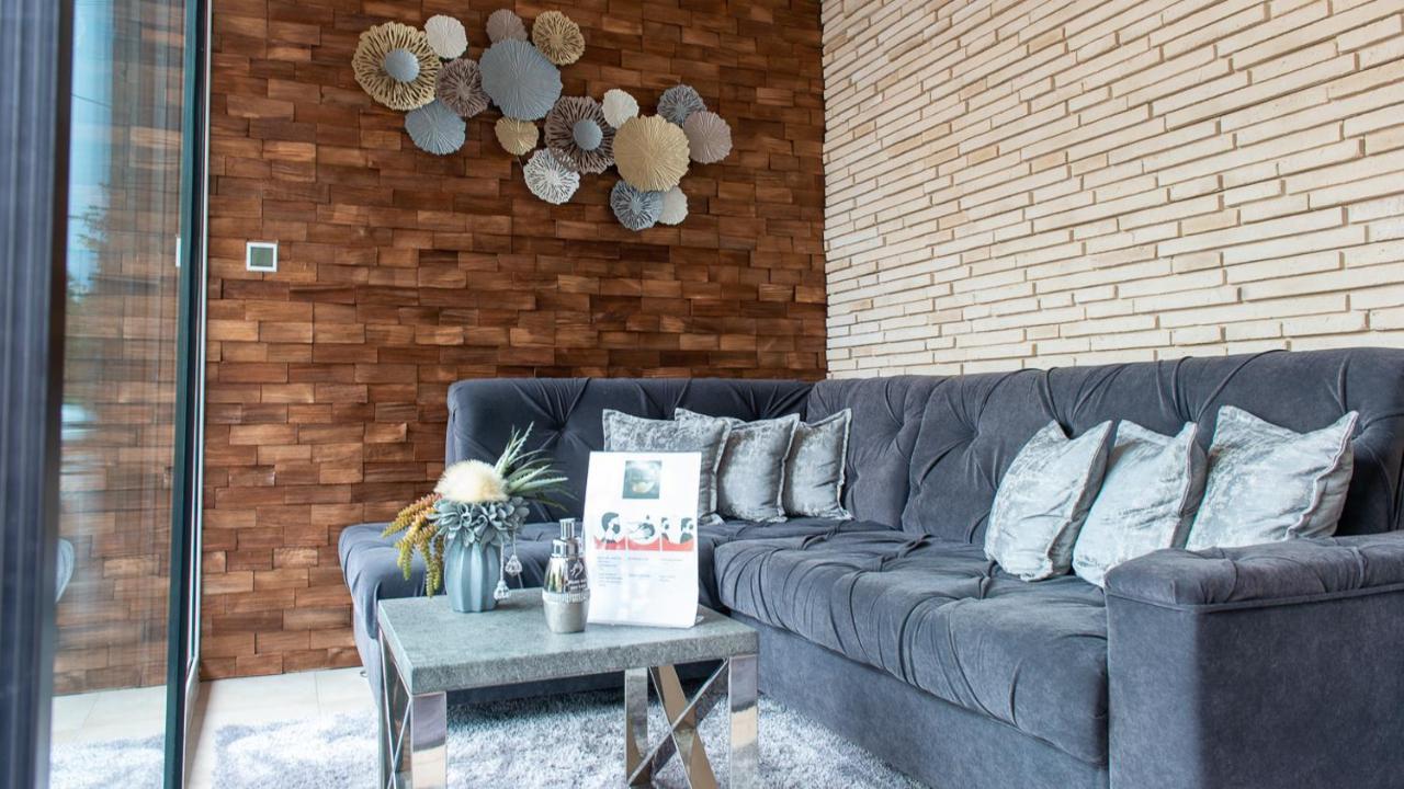 Villa Dunaj Dunajská Streda Eksteriør billede